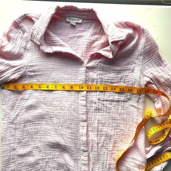 Beach Lunch Lounge Pink Crinkle Shirt, Button Down Blouse, Anthropology, Size M - Picture 9 of 10